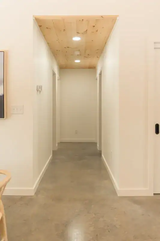 Hallway connecting the cabin’s rooms